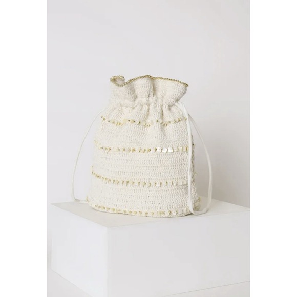 Lulus Beach Cream Beaded Woven Bucket Crossbody Bag With Adjustable Drawstrings - Picture 4 of 13